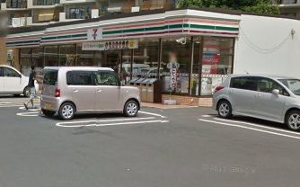 コンビニ　セブンイレブン熊谷銀座3丁目店（コンビニ）まで300m