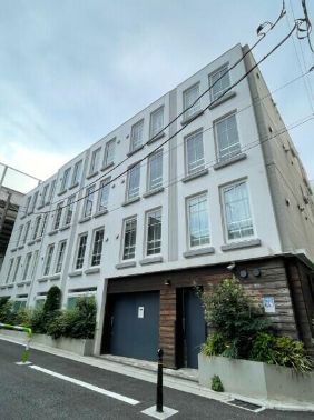 建物外観　落ち着いた雰囲気の外観です