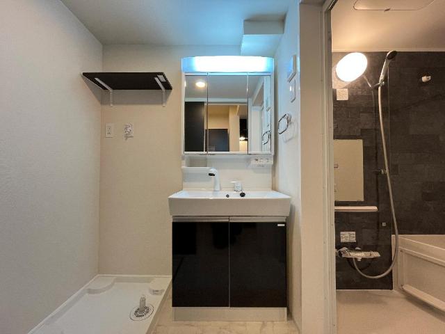 洗面設備　洗髪洗面化粧台（イメージ）