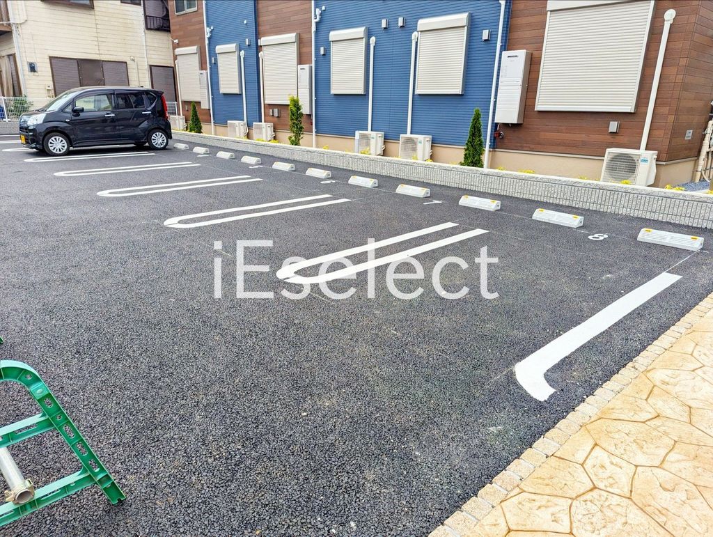 駐車場　敷地内駐車場