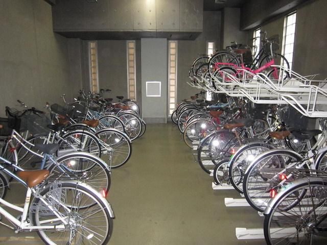駐車場　駐輪場