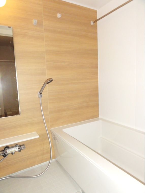 バス・シャワールーム　☆ゆっくりくつろげるお風呂☆