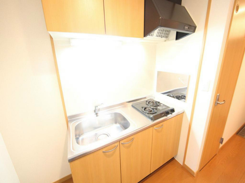 キッチン　システムキッチン（ガス2口コンロ付）