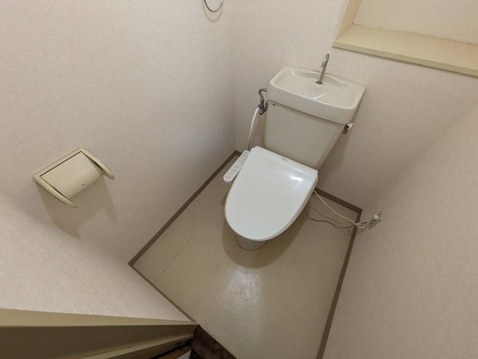 トイレ　トイレ