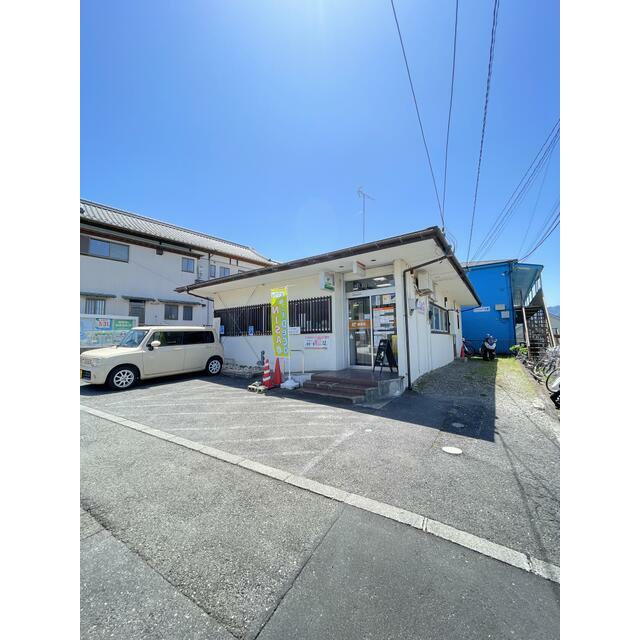 郵便局　小鮎郵便局（郵便局）まで398m