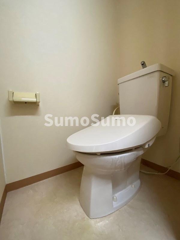 トイレ　清潔感のあるトイレです