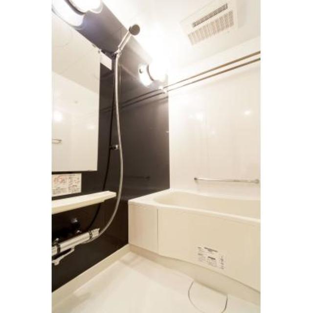 バス・シャワールーム　※写真は同タイプ住戸です。