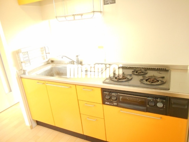 キッチン　別号室反転写真