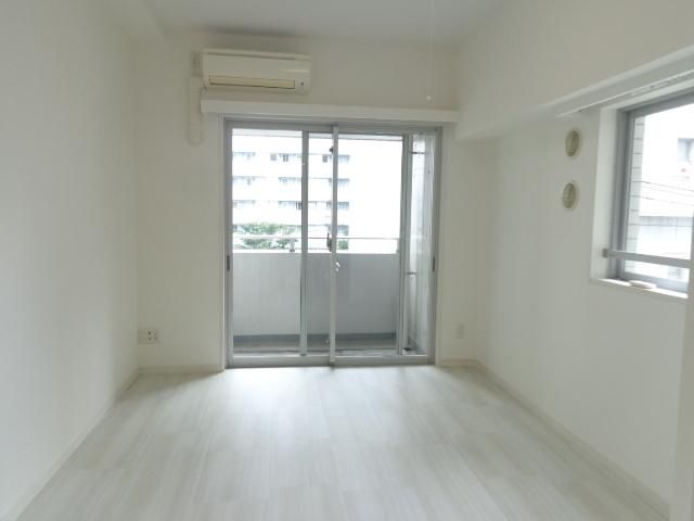 その他部屋・スペース　フローリング