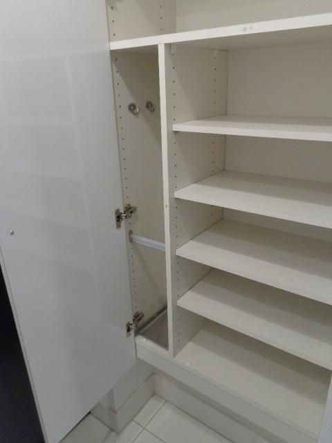 玄関　シューズBOX