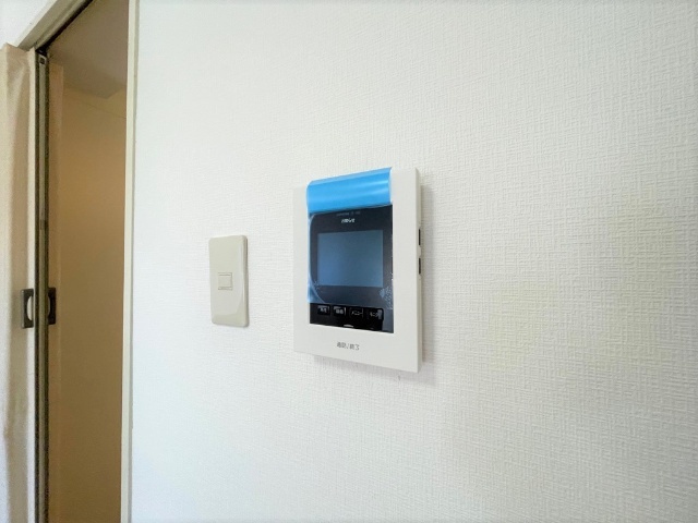 セキュリティ　モニター付きインターホン