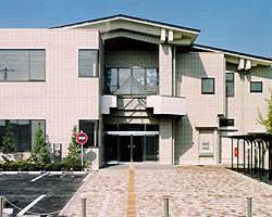 図書館　さいたま市立与野図書館西分館（図書館）まで932m