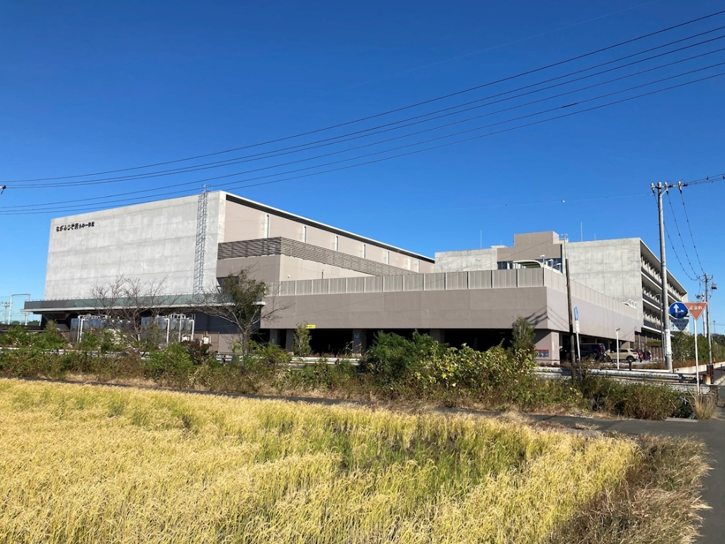 小学校　ながふじ学府小中一体校（小学校）まで942m