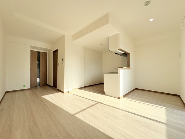 居室・リビング　参考写真になりますのでご承知おき下さい。