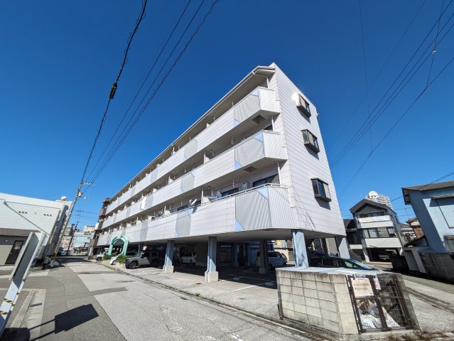 建物外観　2025年10月撮影※現況を優先します