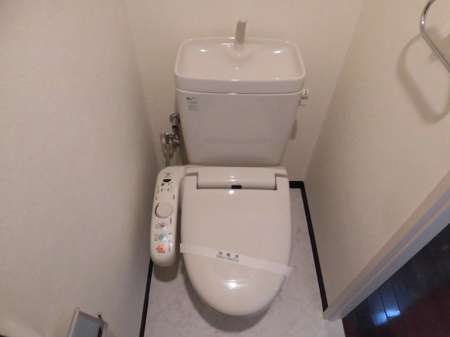 トイレ　清潔感のあるきれいなトイレです