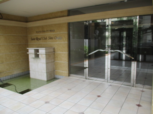 眺望　正面玄関です