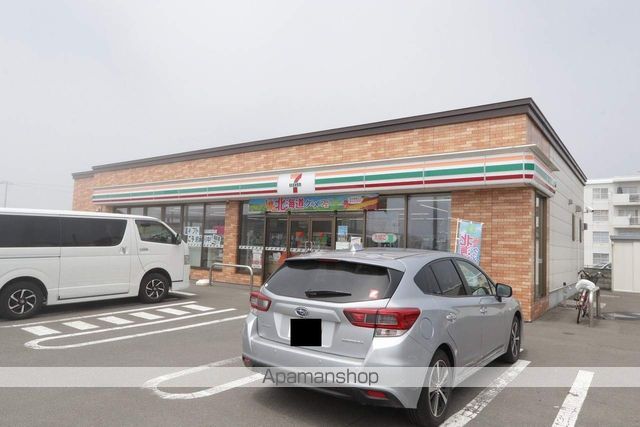 コンビニ　セブン－イレブン苫小牧永福町１丁目店（コンビニ）まで180m