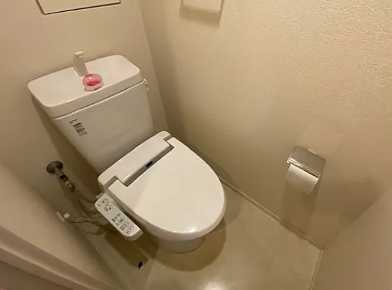 トイレ　※別部屋の参考写真です。