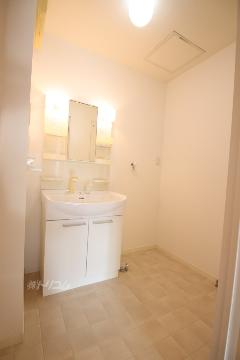 洗面設備　洗髪洗面化粧台