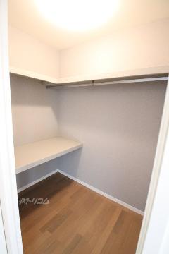 収納　ウォークインクローゼット