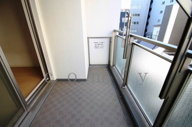 バルコニー　バルコニー