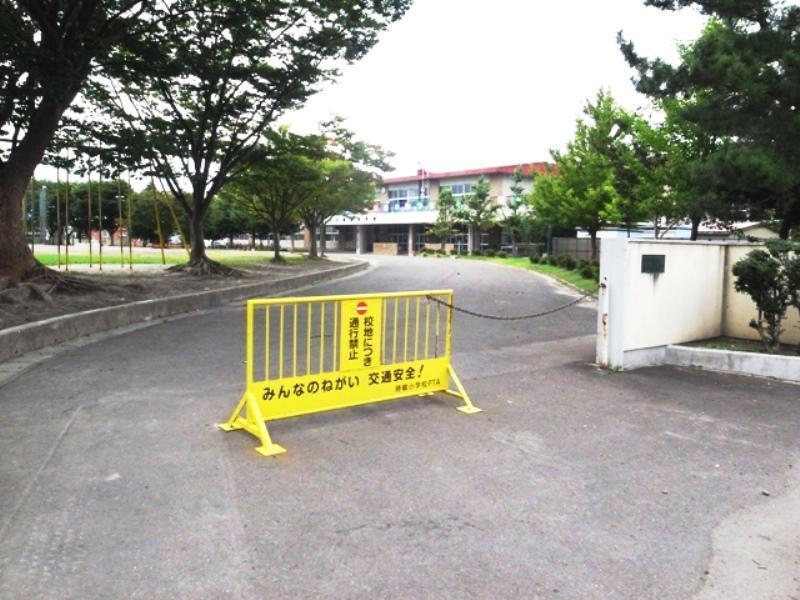 小学校　弘前市立時敏小学校（小学校）まで230m