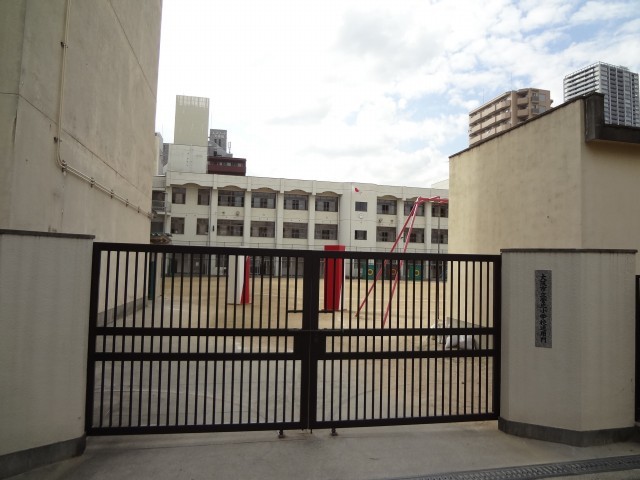 小学校　大阪市立菅北小学校（小学校）まで1045m