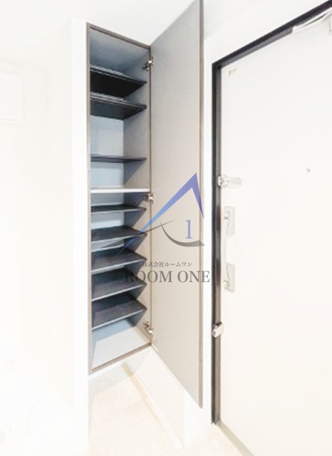 玄関　玄関です。