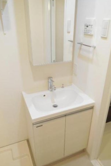 洗面設備　★収納付き、独立洗面台★