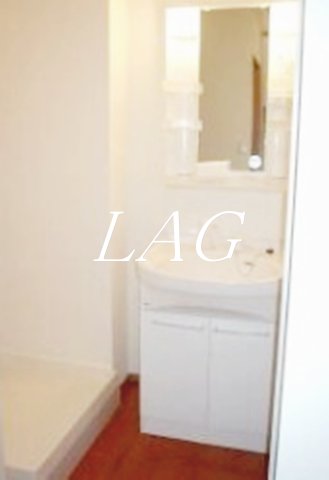 洗面設備　洗面台です。