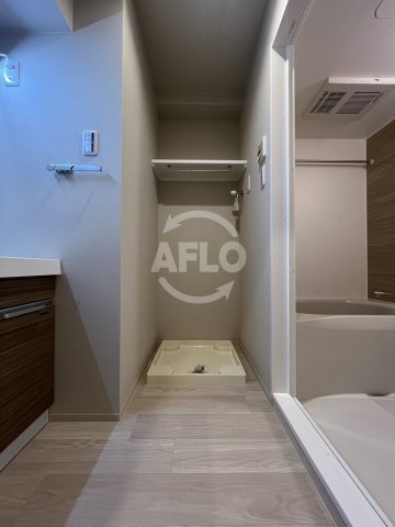 洗面設備　LiveCasa天満橋　脱衣所