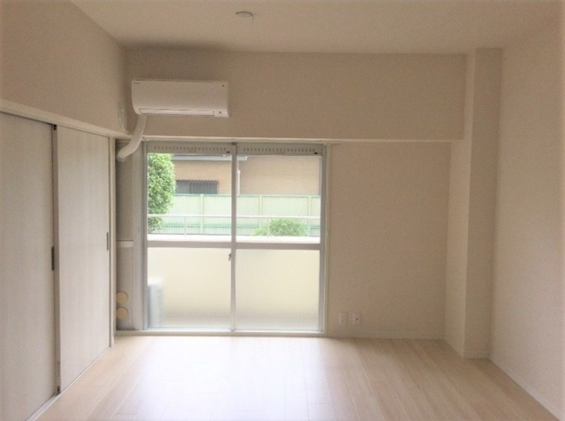 居室・リビング　図面と現状に相違がある場合には現状を優先