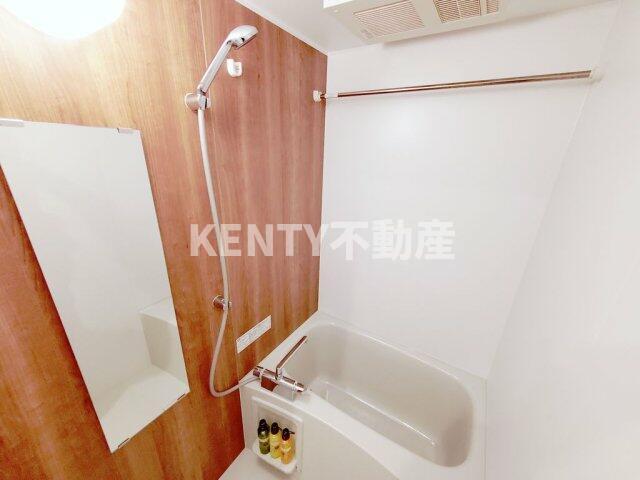 バス・シャワールーム　お風呂で日々の疲れを落としましょう