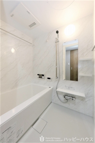 バス・シャワールーム　左右反転