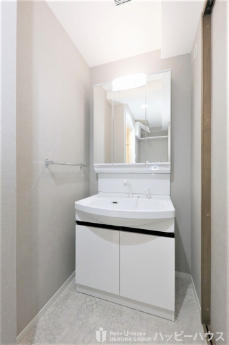 洗面設備　左右反転