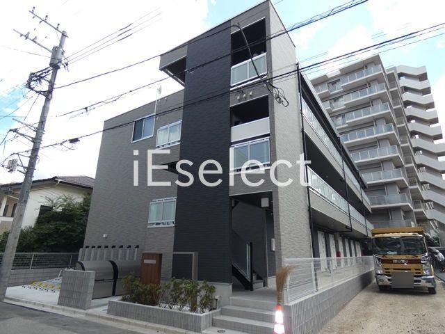 建物外観　最寄り駅まで徒歩7分の利便性の高い住環境です