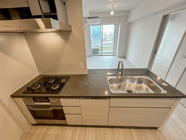 キッチン　※写真は同タイプ住戸です。