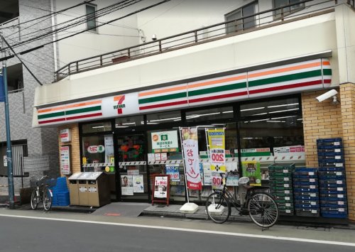 コンビニ　セブンイレブン 板橋大和町店（コンビニ）まで205m