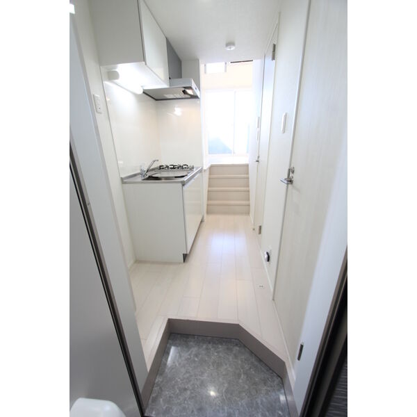 玄関　※同シリーズの写真になります。