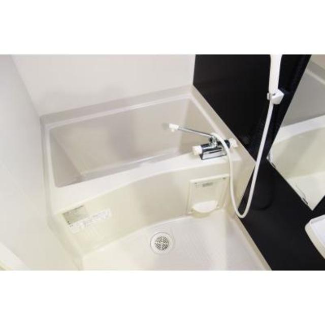 バス・シャワールーム　※写真は同タイプ住戸です。