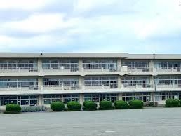 小学校　花園小学校（小学校）まで450m