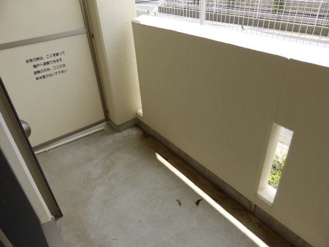 バルコニー　しっかりしたバルコニーです。