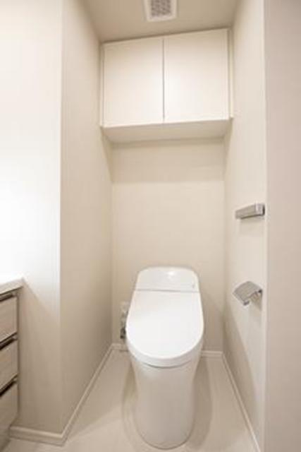 トイレ　※写真は同タイプ住戸です。