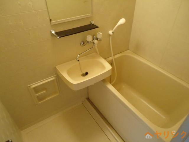 バス・シャワールーム　バス