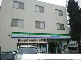 コンビニ　ファミリーマート（コンビニ）まで400m