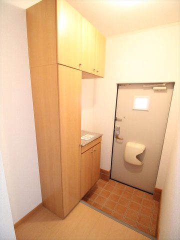 玄関　反転タイプ