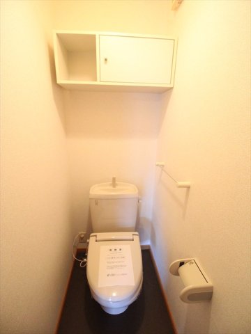 トイレ　反転タイプ