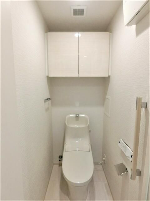 トイレ　別号室参考写真