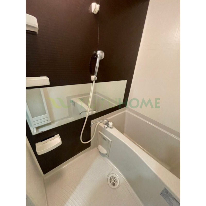 バス・シャワールーム　※間取り・設備等に相違がある場合は、現状優先※